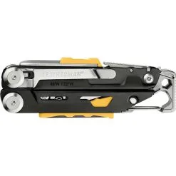 Leatherman Signal 19 In 1 Multi -Tool -Camping Hardware Sales BCF 536120 05 hi res