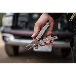 Leatherman Wingman Multi-Tool -Camping Hardware Sales BCF 568138 09 hi res