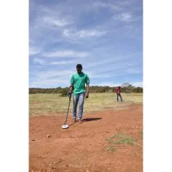 Minelab Gold Monster 1000 Metal Detector -Camping Hardware Sales BCF 596811 03 hi res