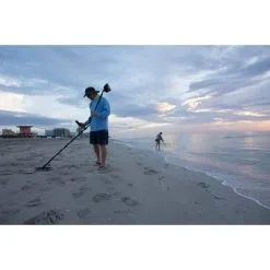 Minelab Equinox 800 Metal Detector -Camping Hardware Sales BCF 612731 07 hi res