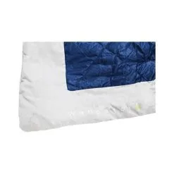 Wanderer WinterFlame Queen Quilt -Camping Hardware Sales BCF 629931 03 hi res