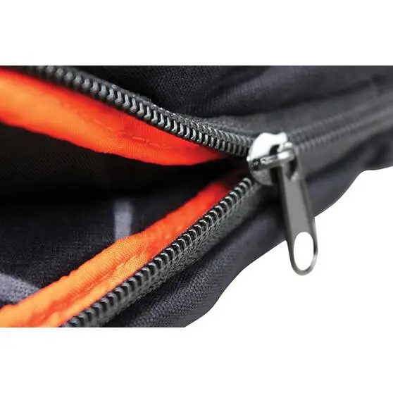 Darche Cold Mountain 1100 Sleeping Bag 3 Darche Cold Mountain 1100 Sleeping Bag - Image 3